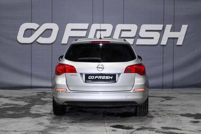 Opel Astra J Рестайлинг с пробегом 2013 года, цена 849 000 рублей, 227143 км, универсал, Автокод Объявления