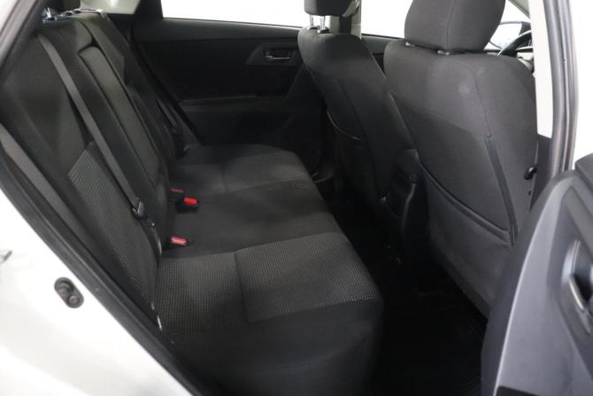Toyota Auris II с пробегом 2013 года, цена 1 179 000 рублей, 118333 км, хэтчбек, Автокод Объявления