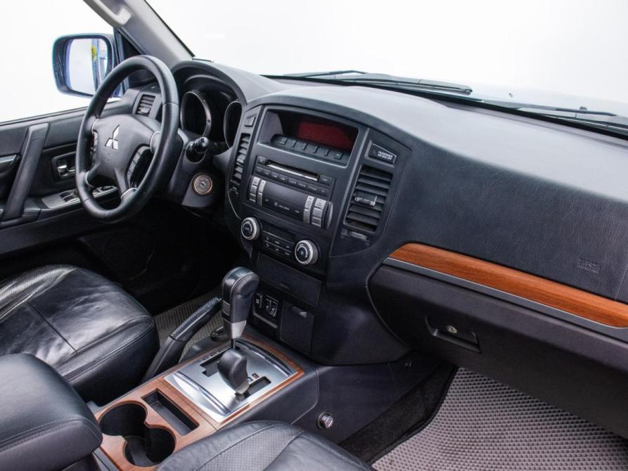 Mitsubishi Pajero IV Москва  - изображение 10