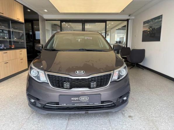 Kia Rio III Рестайлинг с пробегом 2015 года, цена 1 047 800 рублей, 156925 км, седан, Автокод Объявления