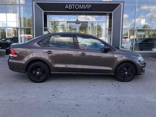 Volkswagen Polo V Рестайлинг с пробегом 2015 года, цена 860 000 рублей, 187141 км, седан, Автокод Объявления