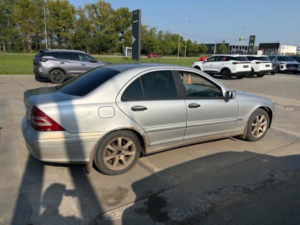 Mercedes-Benz C-Класс II (W203) Рестайлинг с пробегом 2005 года, цена 444 000 рублей, 355900 км, седан, Автокод Объявления