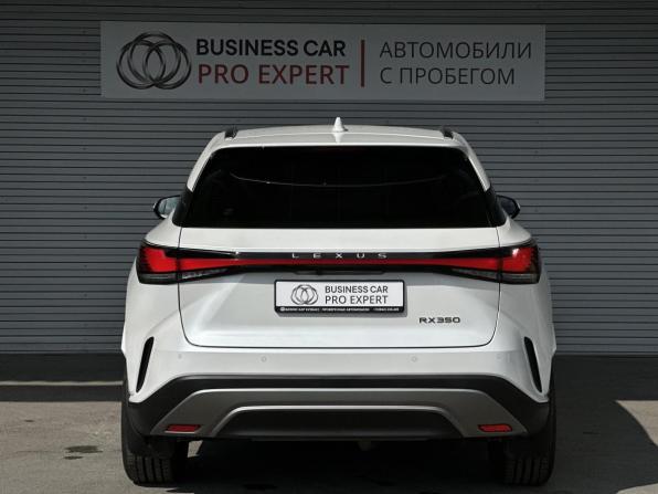 Lexus RX V с пробегом 2023 года, цена 8 930 000 рублей, 3355 км, внедорожник, Автокод Объявления