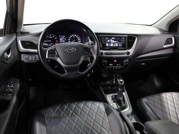 Hyundai Solaris II с пробегом 2018 года, цена 1 439 000 рублей, 83173 км, седан, Автокод Объявления