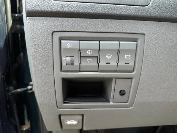 Kia Carens I (RS) Рестайлинг с пробегом 2002 года, цена 349 000 рублей, 180000 км, компактвэн, Автокод Объявления
