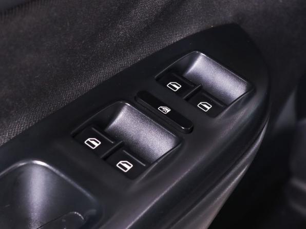 Skoda Octavia II (A5) Рестайлинг с пробегом 2011 года, цена 800 000 рублей, 255000 км, лифтбек, Автокод Объявления