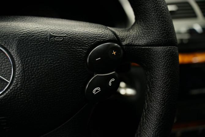 Mercedes-Benz E-Класс III (W211 S211) Рестайлинг с пробегом 2007 года, цена 1 200 000 рублей, 411000 км, седан, Автокод Объявления