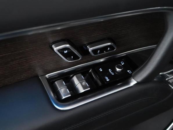 Land Rover Range Rover V с пробегом 2022 года, цена 15 993 055 рублей, 37643 км, внедорожник, Автокод Объявления