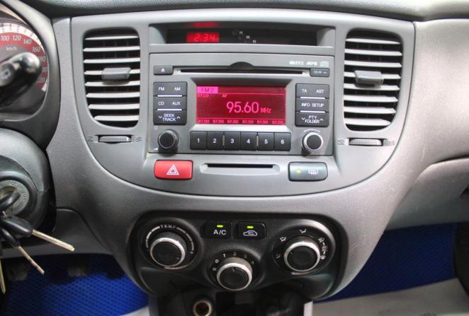 Kia Rio II Рестайлинг с пробегом 2010 года, цена 520 000 рублей, 178217 км, хэтчбек, Автокод Объявления
