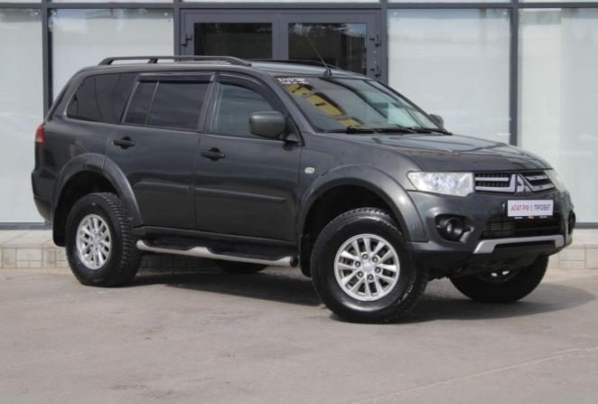 Mitsubishi Pajero Sport II Рестайлинг с пробегом 2014 года, цена 1 390 000 рублей, 294014 км, внедорожник, Автокод Объявления