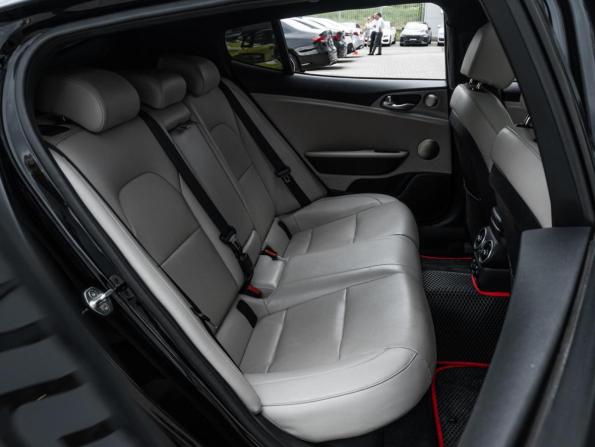 Kia Stinger I с пробегом 2018 года, цена 2 438 000 рублей, 194050 км, лифтбек, Автокод Объявления