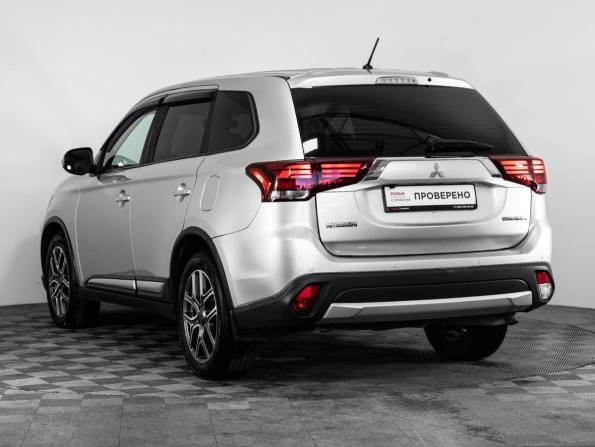 Mitsubishi Outlander III Рестайлинг 2 с пробегом 2016 года, цена 1 699 000 рублей, 134000 км, внедорожник, Автокод Объявления