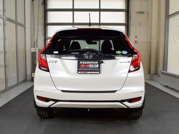 Honda Fit III Рестайлинг с пробегом 2019 года, цена 1 219 999 рублей, 132534 км, хэтчбек, Автокод Объявления