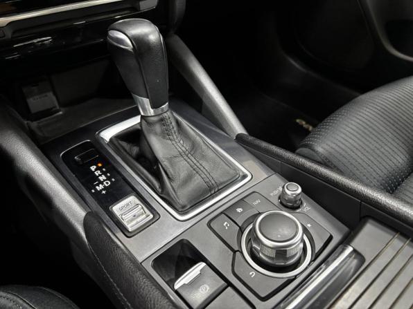 Mazda 6 III (GJ) Рестайлинг с пробегом 2017 года, цена 1 720 000 рублей, 234216 км, седан, Автокод Объявления