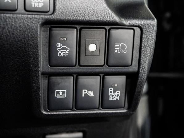 Lexus IS III Рестайлинг с пробегом 2016 года, цена 2 499 500 рублей, 204404 км, седан, Автокод Объявления