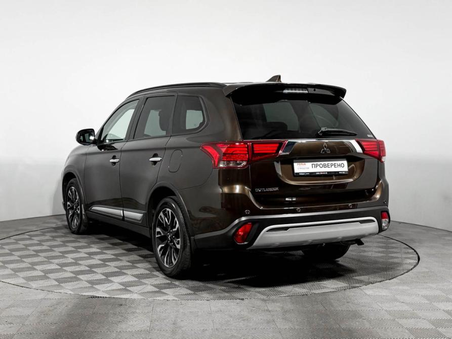 Mitsubishi Outlander III Рестайлинг 3 Санкт-Петербург  - изображение 7