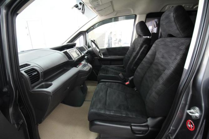 Honda Stepwgn IV Рестайлинг с пробегом 2012 года, цена 1 280 000 рублей, 292745 км, минивэн, Автокод Объявления