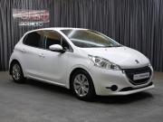 Peugeot 208 I Москва  - изображение 24