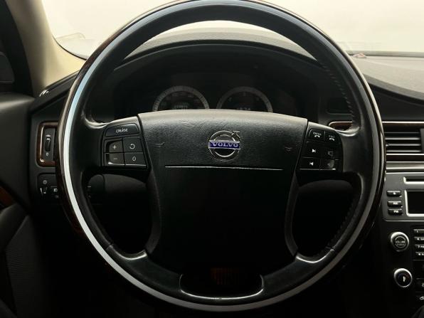 Volvo XC70 II с пробегом 2008 года, цена 999 000 рублей, 273075 км, универсал, Автокод Объявления