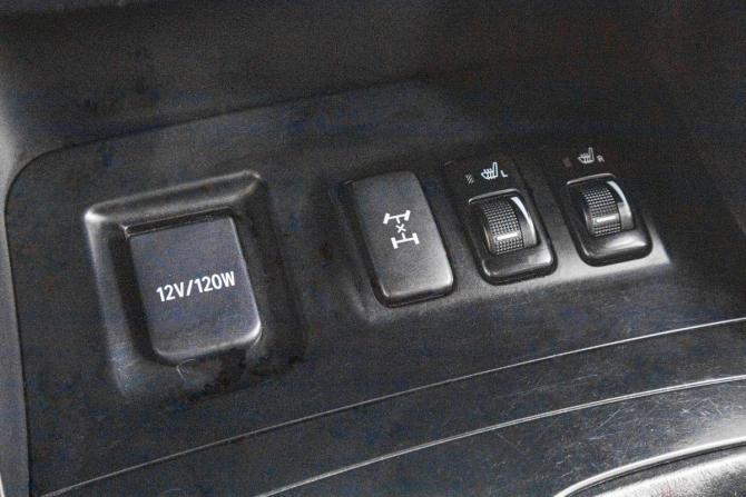 Toyota Land Cruiser Prado 120 Series Рестайлинг с пробегом 2007 года, цена 2 249 000 рублей, 320000 км, внедорожник, Автокод Объявления