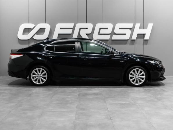Toyota Camry VIII (XV70) с пробегом 2018 года, цена 2 149 000 рублей, 132197 км, седан, Автокод Объявления