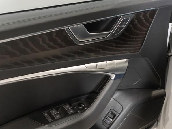 Audi A6 V (C8) с пробегом 2020 года, цена 4 200 000 рублей, 130872 км, седан, Автокод Объявления