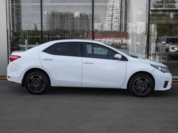 Toyota Corolla XI (E160 E170 E180) с пробегом 2013 года, цена 1 098 000 рублей, 196649 км, седан, Автокод Объявления