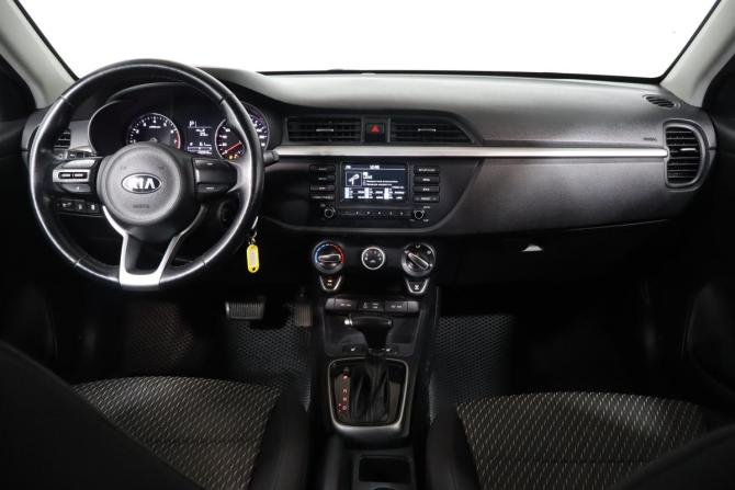 Kia Rio IV с пробегом 2018 года, цена 1 149 000 рублей, 200000 км, хэтчбек, Автокод Объявления