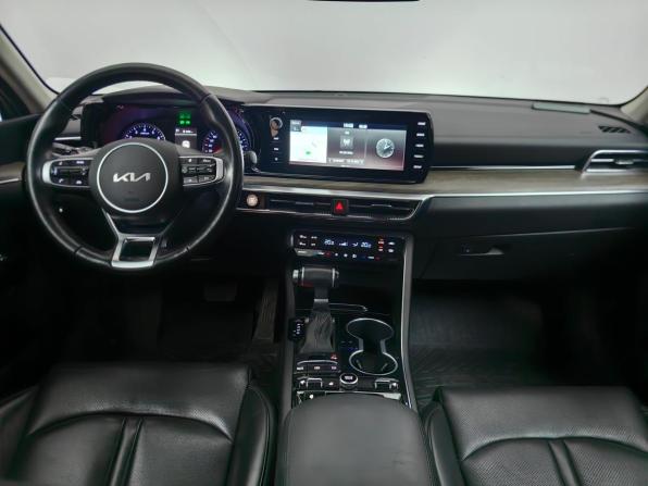 Kia K5 III с пробегом 2022 года, цена 2 320 000 рублей, 64257 км, седан, Автокод Объявления