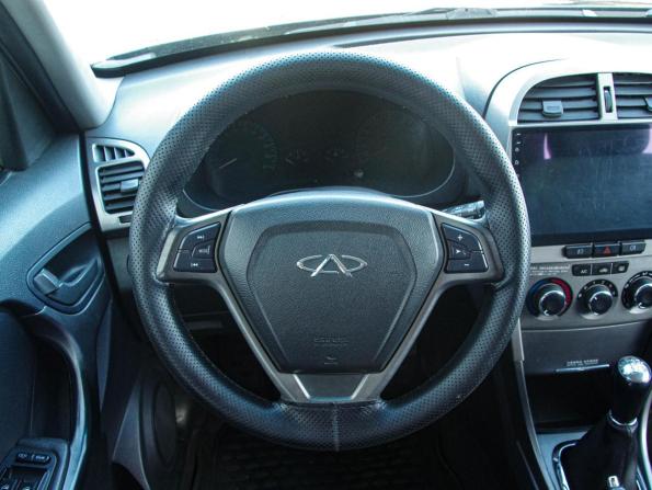 Chery Tiggo (T11) I Рестайлинг (FL) с пробегом 2015 года, цена 547 000 рублей, 133663 км, внедорожник, Автокод Объявления