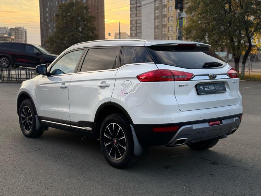 Geely Atlas I Челябинск  - изображение 7