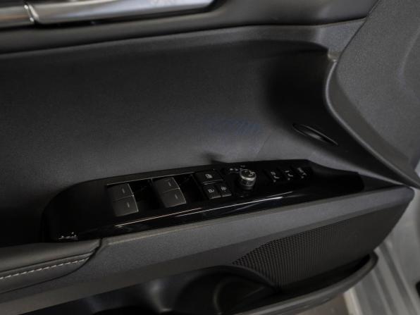 Toyota Camry IX (XV80) China Market с пробегом 2026 года, цена 4 500 000 рублей, 50 км, седан, Автокод Объявления