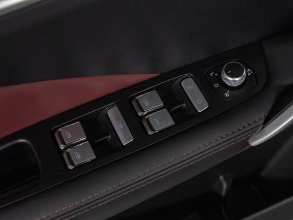 Geely Coolray I с пробегом 2023 года, цена 1 890 000 рублей, 21800 км, внедорожник, Автокод Объявления