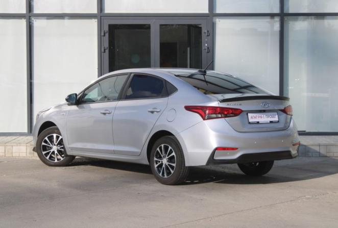 Hyundai Solaris II с пробегом 2019 года, цена 1 340 000 рублей, 128350 км, седан, Автокод Объявления
