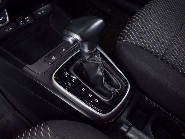 Kia Rio IV с пробегом 2018 года, цена 1 564 995 рублей, 46323 км, хэтчбек, Автокод Объявления