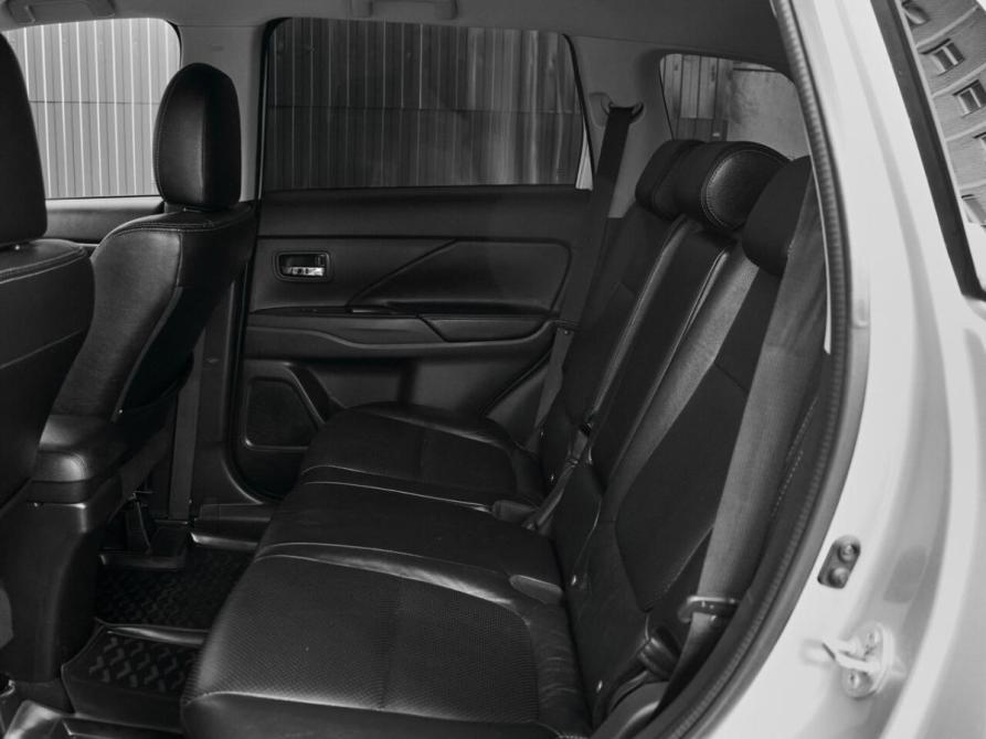 Mitsubishi Outlander III Рестайлинг 2 Екатеринбург  - изображение 23