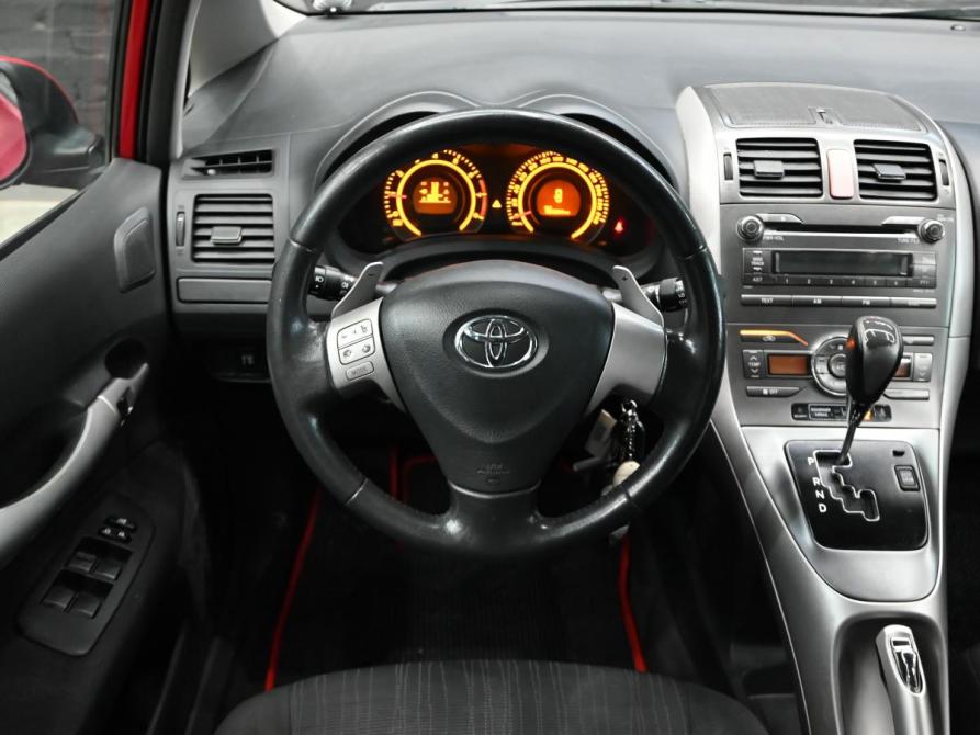 Toyota Auris I Екатеринбург  - изображение 10