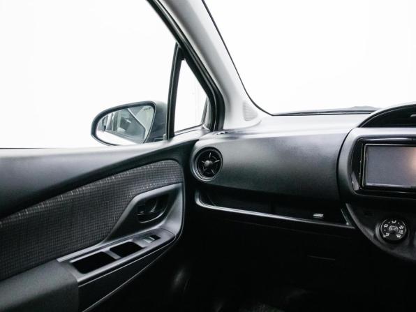 Toyota Vitz III (XP130) Рестайлинг с пробегом 2019 года, цена 1 050 000 рублей, 73286 км, хэтчбек, Автокод Объявления