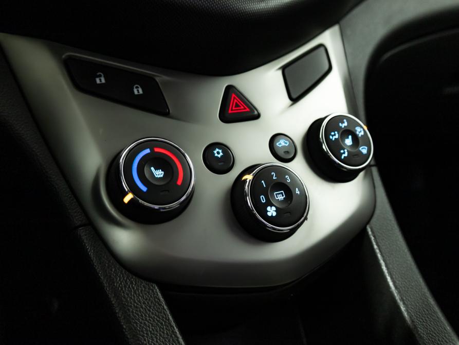 Chevrolet Aveo II Санкт-Петербург  - изображение 15