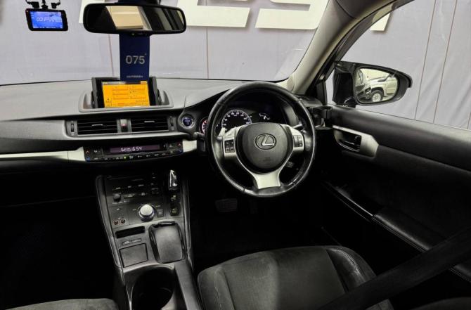 Lexus CT I с пробегом 2011 года, цена 1 389 000 рублей, 282000 км, хэтчбек, Автокод Объявления
