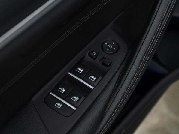 BMW 5 серии VII (G30/G31/G38) Рестайлинг с пробегом 2020 года, цена 4 957 044 рубля, 93750 км, универсал, Автокод Объявления