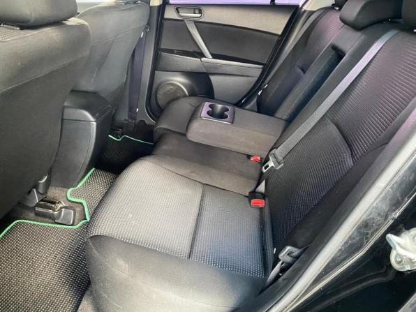 Mazda 3 II (BL) Рестайлинг с пробегом 2011 года, цена 859 000 рублей, 170000 км, седан, Автокод Объявления