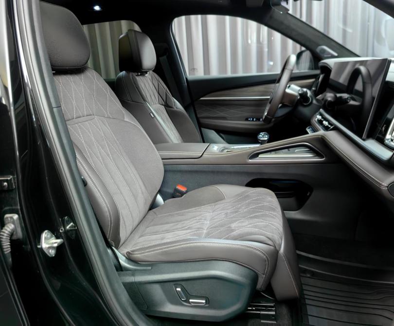 Geely Monjaro I Рестайлинг 2 Москва  - изображение 8
