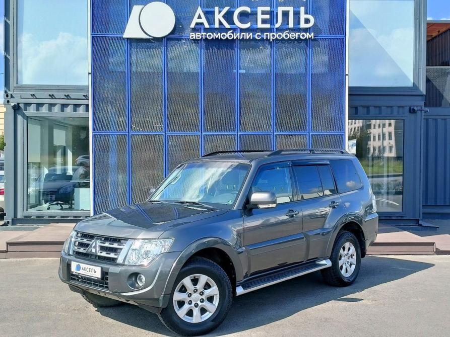 Mitsubishi Pajero IV Рестайлинг 1 Архангельск  - изображение 1