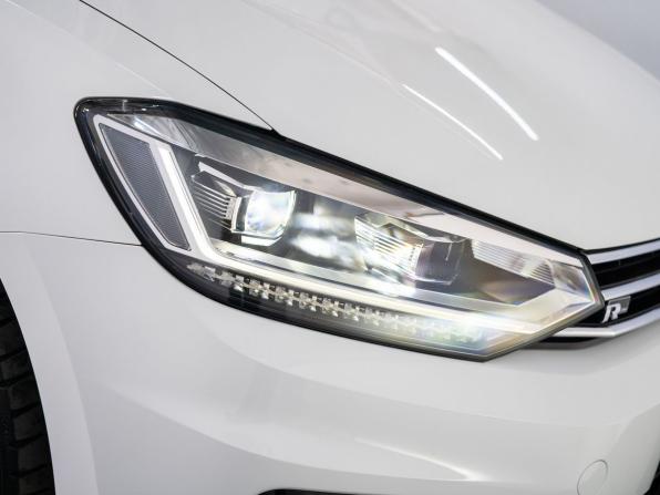 Volkswagen Touran II с пробегом 2016 года, цена 1 400 500 рублей, 135762 км, компактвэн, Автокод Объявления