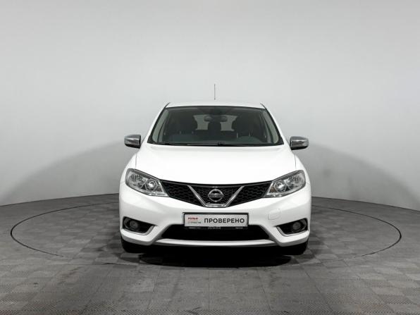 Nissan Tiida II с пробегом 2015 года, цена 1 100 000 рублей, 160151 км, хэтчбек, Автокод Объявления