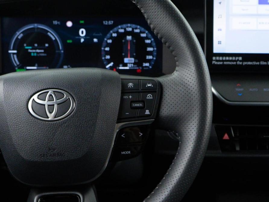 Toyota Camry IX (XV80) China Market Москва  - изображение 14
