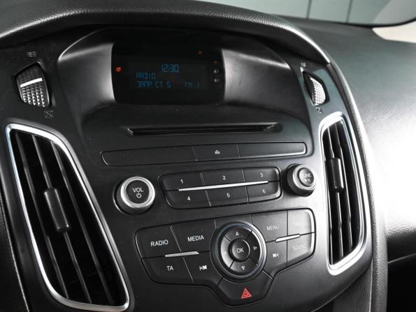 Ford Focus III Рестайлинг с пробегом 2017 года, цена 949 000 рублей, 221247 км, седан, Автокод Объявления