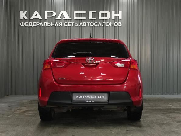 Toyota Auris II с пробегом 2013 года, цена 885 000 рублей, 205000 км, хэтчбек, Автокод Объявления