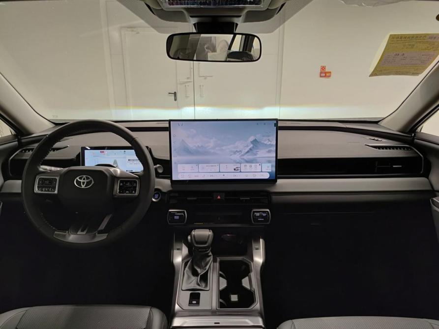 Toyota RAV4 VI (XA60) Казань  - изображение 17
